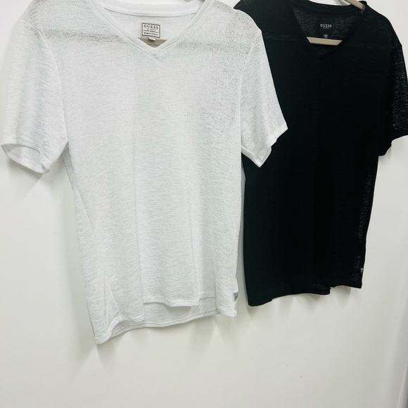 GUESS Men's V-Neck Tee Bundle - Set of 2 (Black & White) Size M - Picture 13 of 13